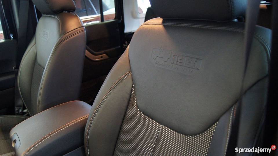 Jeep Wrangler czarny Wrangler Warszawa