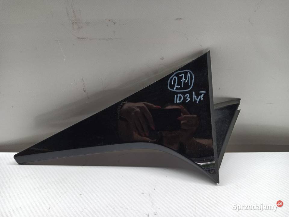 TAPICERKA TYLNEJ KLAPY VW ID3 10A827939A Motoryzacja