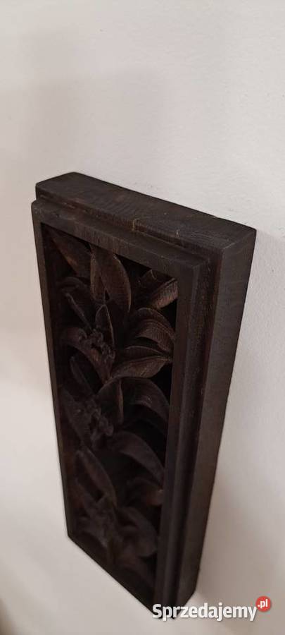 Kwiaty rzeźbione w drewnie PIĘKNE prezent Malechowo