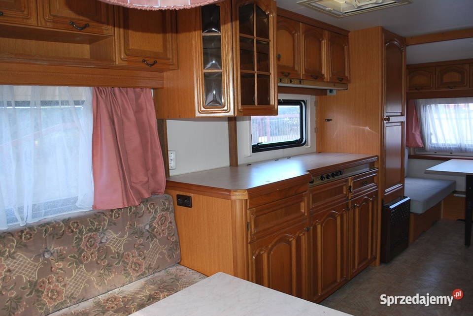 HOBBY PRESTIGE 535 1993 4 OS Z ŁAZIENKĄ Przyczepy i naczepy mazowieckie