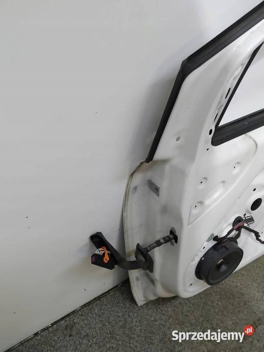 DRZWI PRAWE PRZÓD LB9A Skoda Citigo I 2011