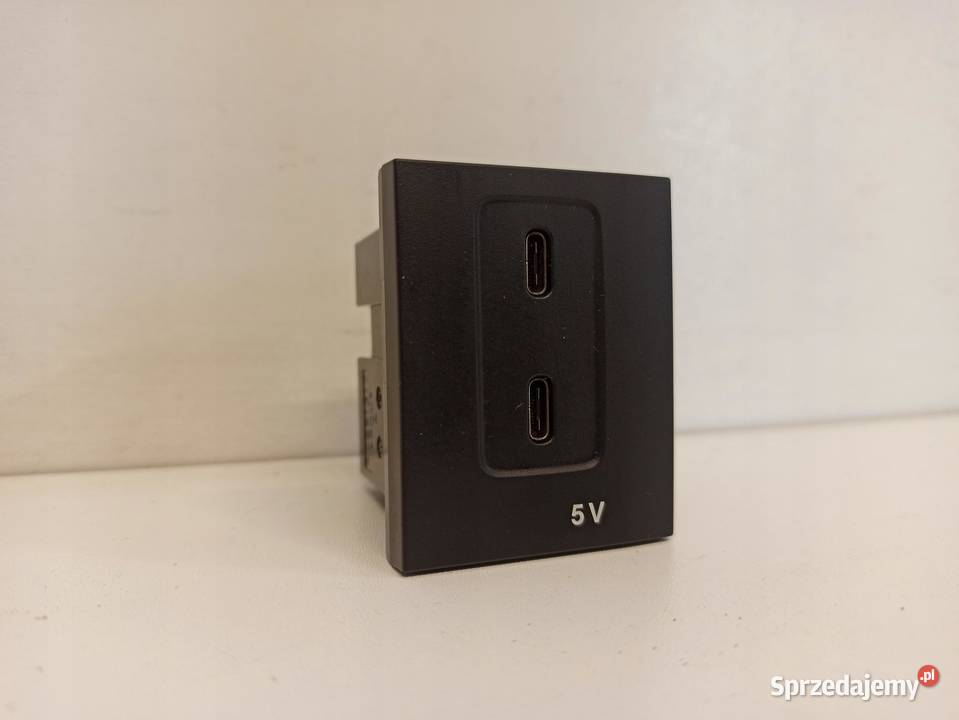 GNIAZDO USB MERCEDES W247 A2478200301 Panele sterowania, przełączniki
