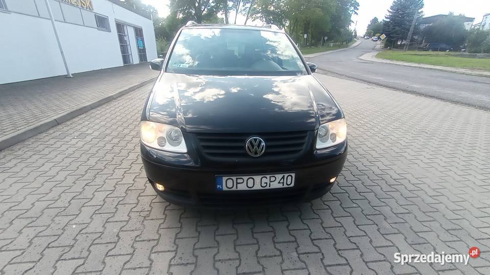 Śliczny VW Touran 5 osobowy zamiana CD Paczków sprzedam