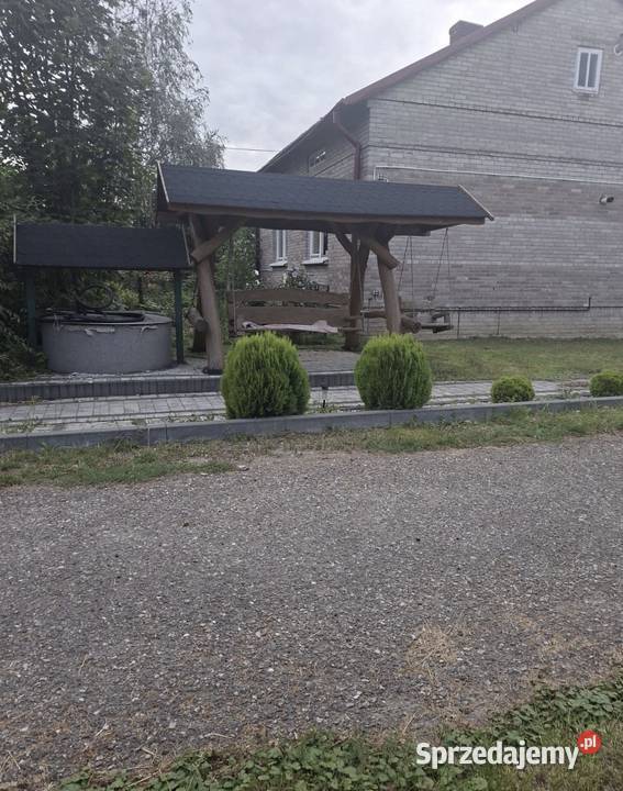 Dom z zabudowaniami i ogrodem mieszkalny Sprzedaż