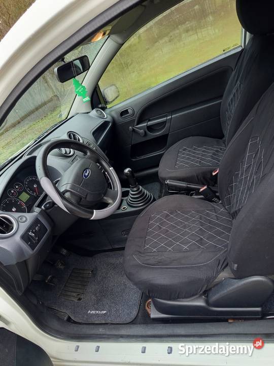 FORD FIESTA 2005 BIAŁY 75KM Otwock