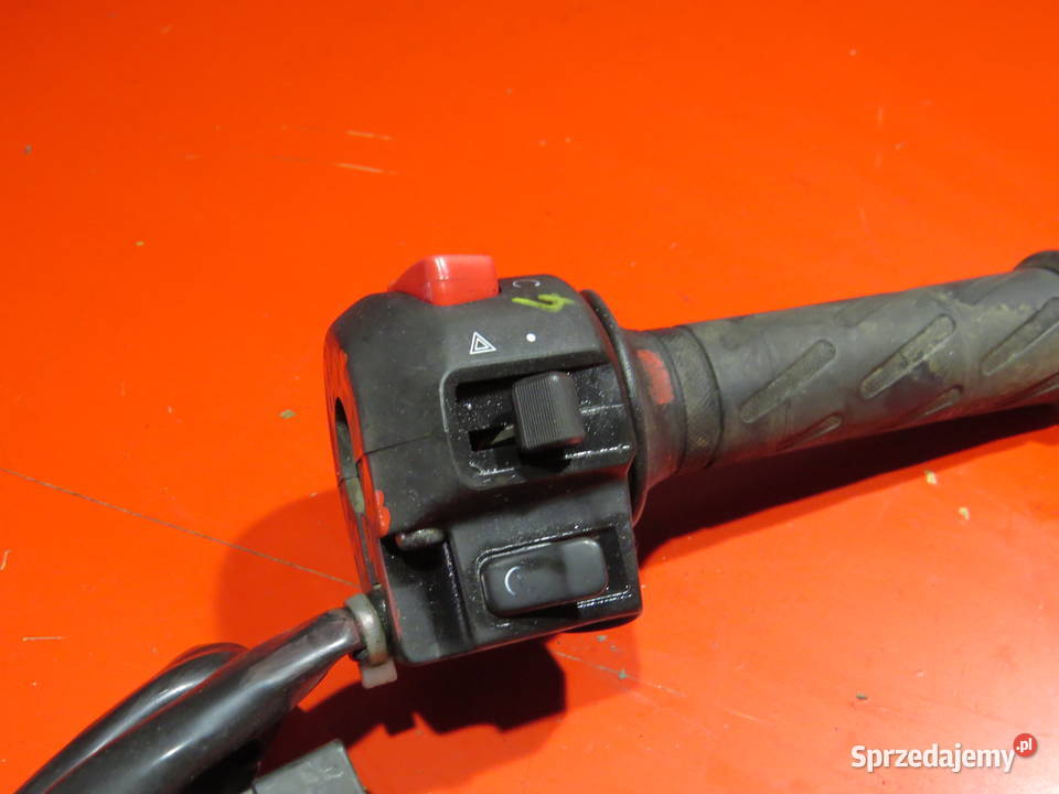 SUZUKI BURGMAN AN400 AN 400 250 AN250 09 manetka Gdańsk sprzedam