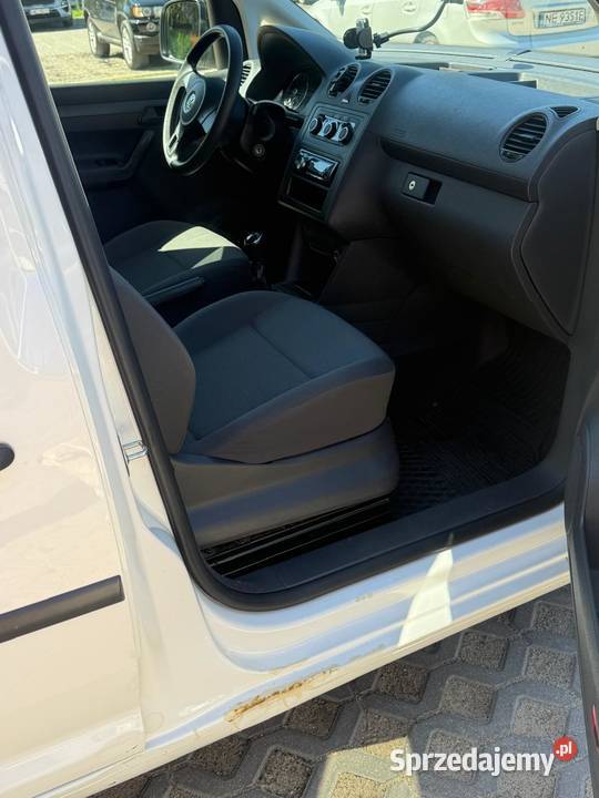 VW Caddy 16 TDi bezwypadkowy polski salon kupiony w polskim salonie Wejherowo