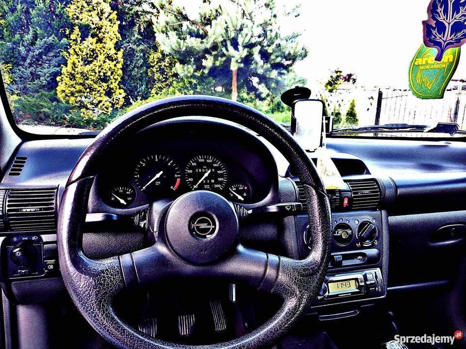 Sprzedam Opel Corsa B 15 TD Corsa łódzkie