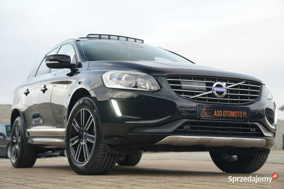 Volvo XC 60 SUMMUM nawi panorama HARMAN isofix Volvo Otmuchów