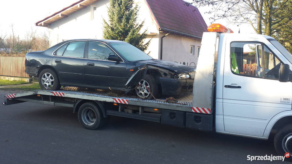 HOLOWANIE AUTOSTRADA A2 LAWETA A2 AUTO POMOC
