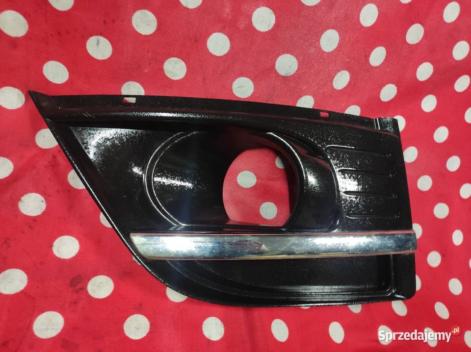 Lewa kratka zderzaka zaślepka ramka halogenu Karoseria Części wielkopolskie Krotoszyn