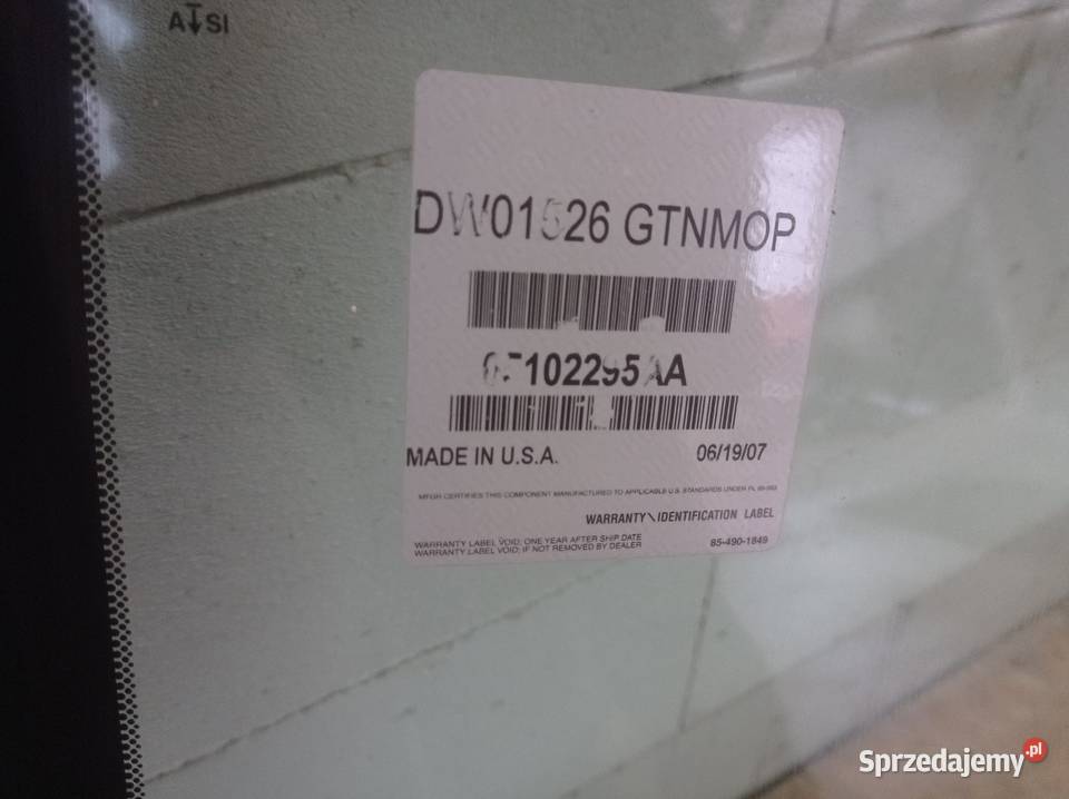 CHRYSLER PACIFICA 0408 5D SZYBA PRZEDNIA CZOŁOWA Międzychód
