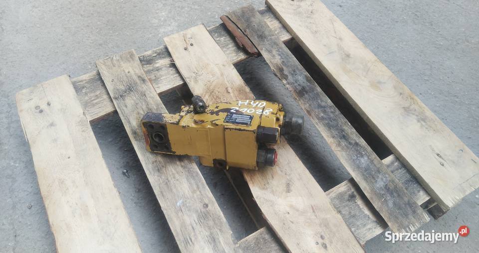 4 WYJŚCIA KOSTKA ZAWÓR ZAMEK HYDRAULICZNY CAT sprzedam