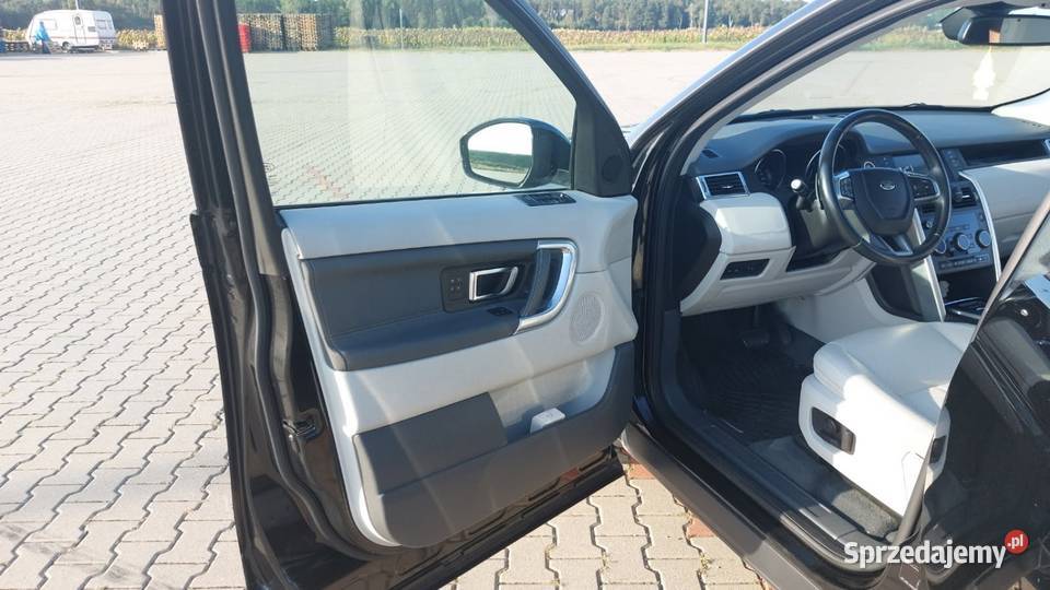 Land Rover Discovery Sport 20 Panorama 7 miejsc Żmigród