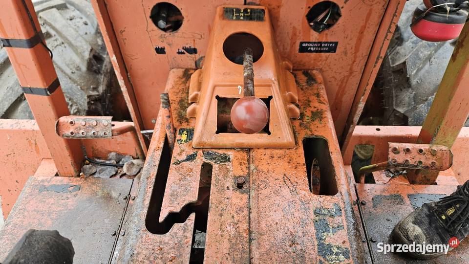 Koparka łańcuchowa Ditch Witch 7610