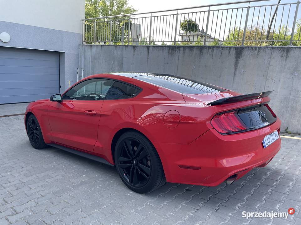 Ford Mustang 37 2016 automat duże radio CarPlay czerwony Lublin
