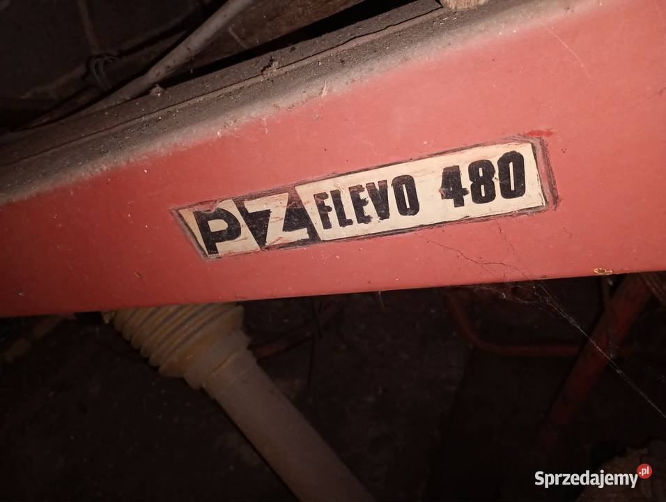 Przetrząsarka do siana PZ Flevo 480 Pionki