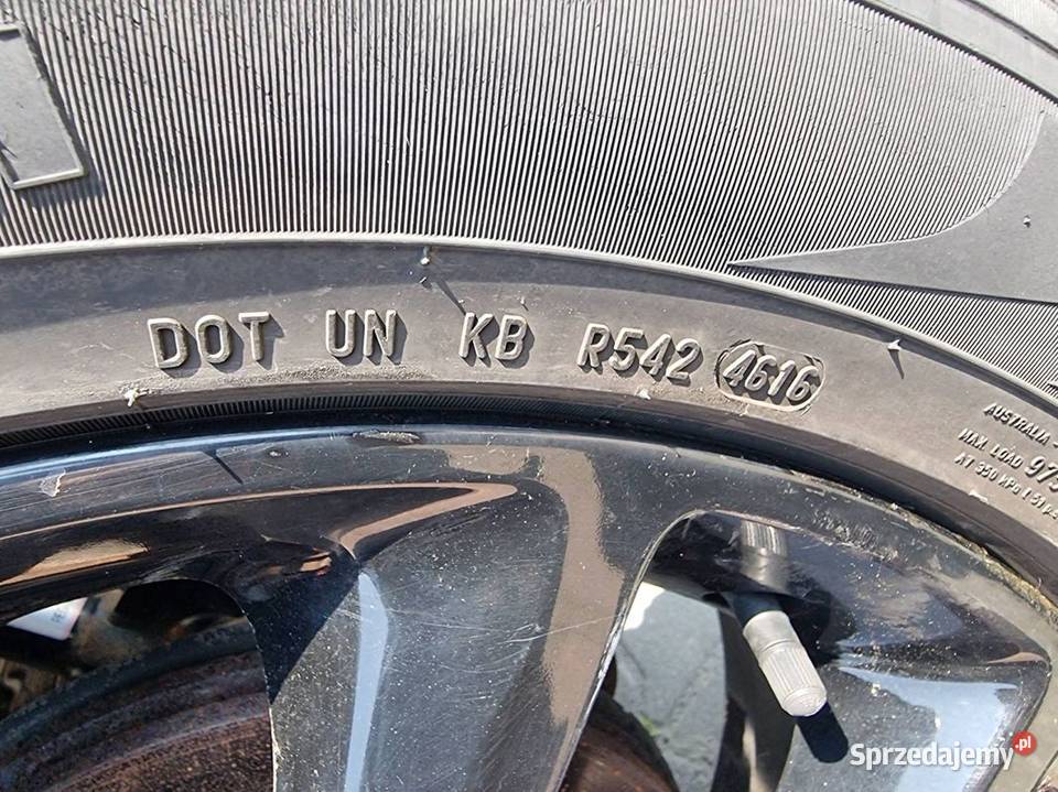 ALUFELGI KOMPLET DODGE DURANGO III OPONY 20 osobowe Lipno