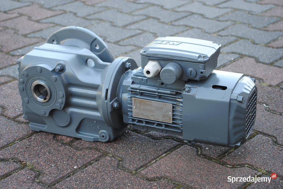 Motoreduktor kątowy 037kw 19obrmin z hamulcem