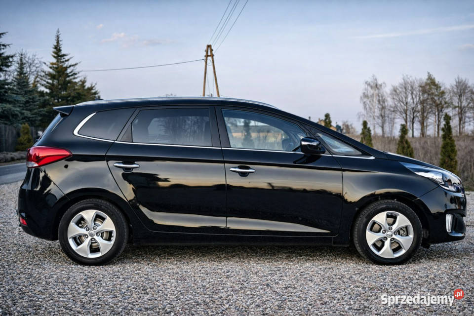 Kia Carens IV 2013 czarny Sadlno