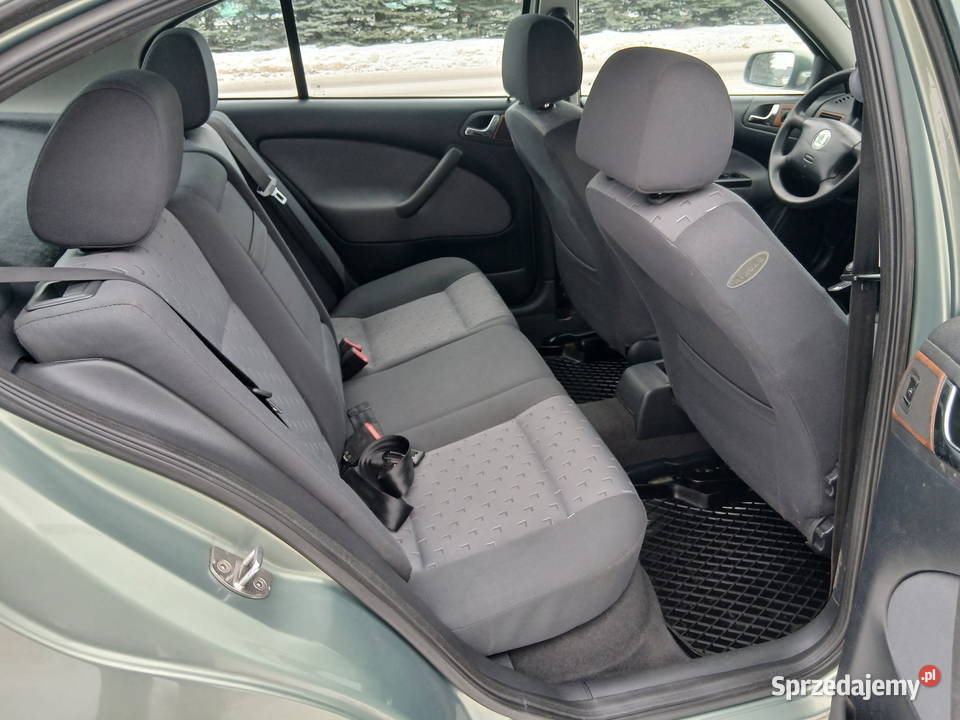 Skoda Octavia 19 TDI 2003 na pompie Ciechanowiec