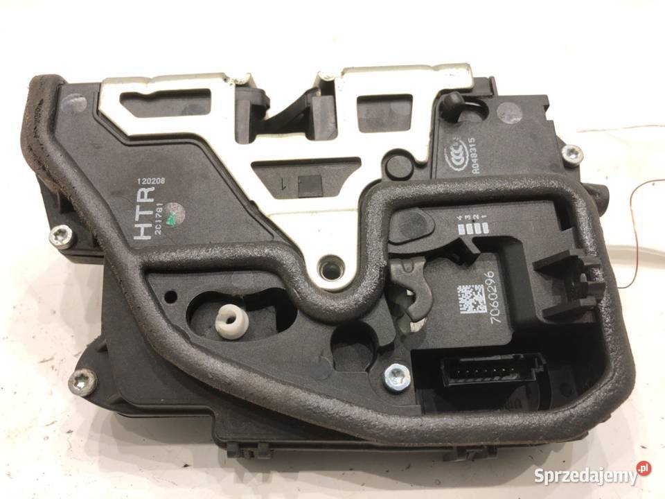 ZAMEK DRZWI PRAWY TYŁ BMW E90 SedanLimuzyna