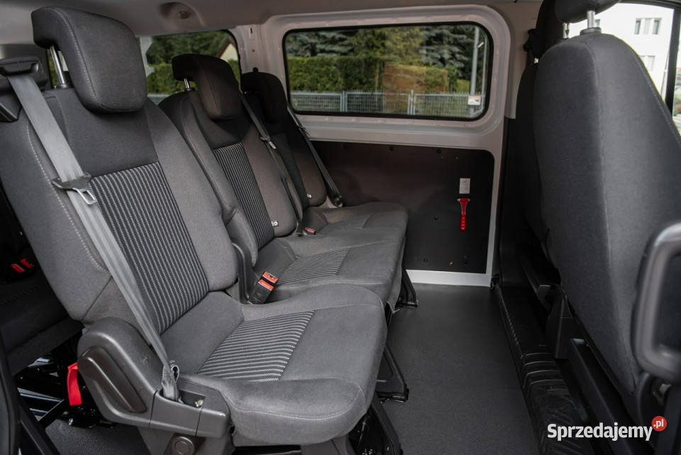 Ford Transit Custom LONG 8 osobowy 20TDCI 130 Zwoleń