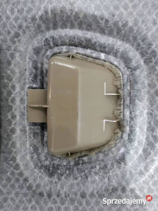 PODŁOGA BAGAŻNIKA WYKŁADZINA DYWAN OSŁONA PASA sprzedam