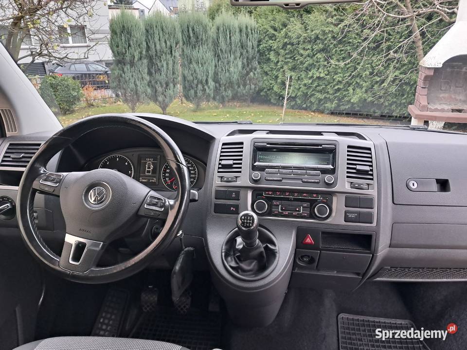 Ładny vw Caravelle 20 TDI