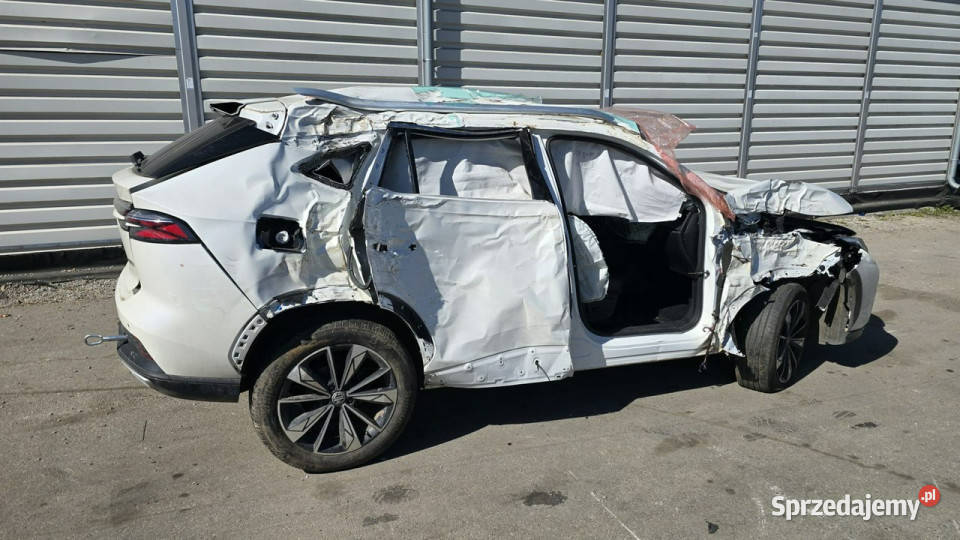 MG HS podgrzewane fotele Karczew