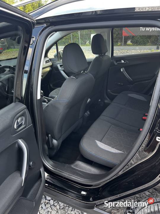 Peugeot 2008 Benzyna 2017r światła LED sprzedam