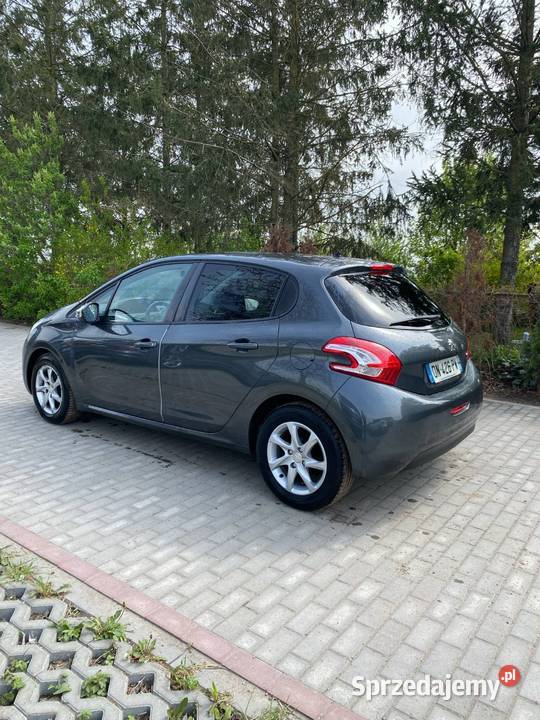 Peugeot 208 14 HDi Wersja Style Klima tablet manualna Damasławek sprzedam