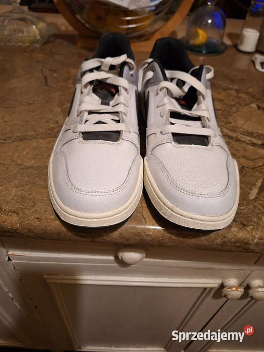 Sprzedam nowe buty nike białe rozmiar 41 Kraków