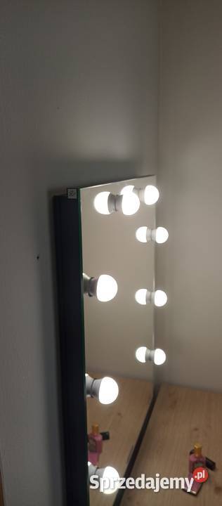 Lustro z żarówkami Model STYLE Tafla 6075 Nowy Targ