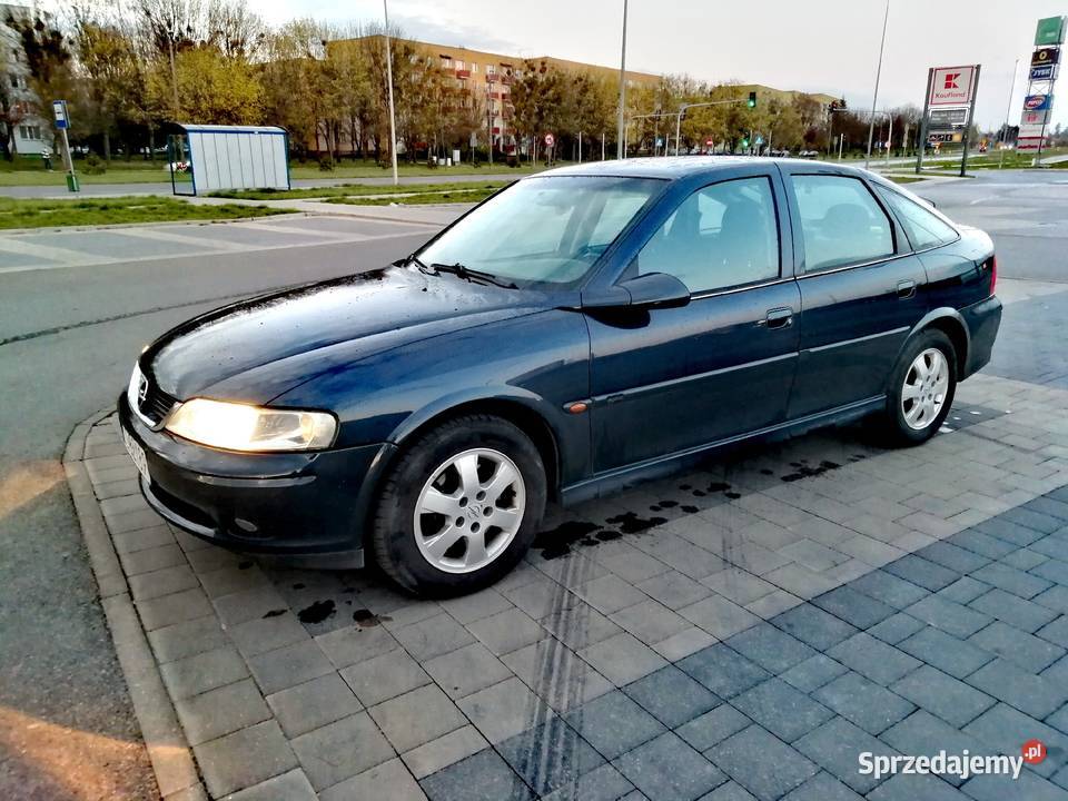 Opel Vectra B 18 bg radio Chełm