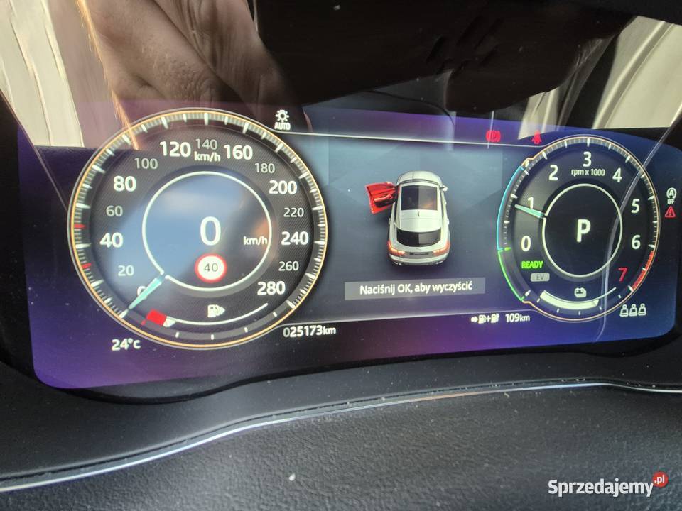 Syndyk sprzeda EPACE 15P I3 300 PHEV WF7638W Warszawa