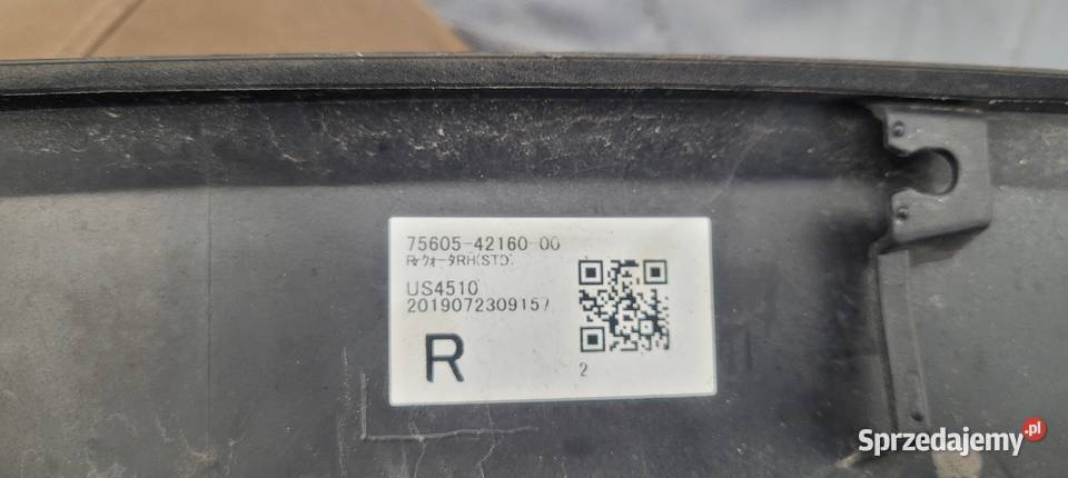 LISTWA BŁOTNIKA PRAWY TYŁ TOYOTA RAV4 Ruda Śląska