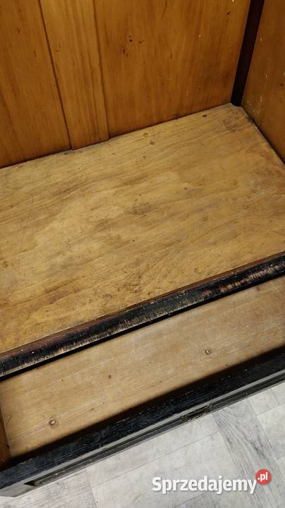 szafa Thonet drewniana sprzedam