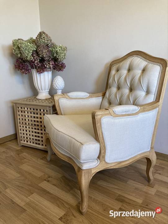 Fotel ludwikowski Wilczyn