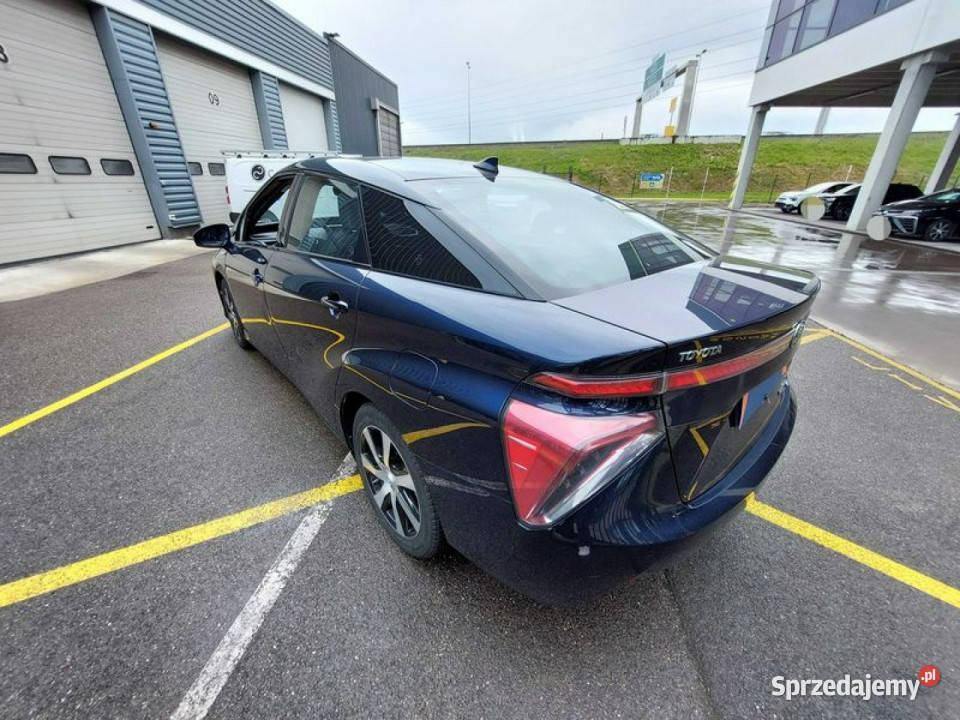 Toyota Mirai 29 zero emisyjnyperfekcyjny stan aluminiowe felgi Żabno