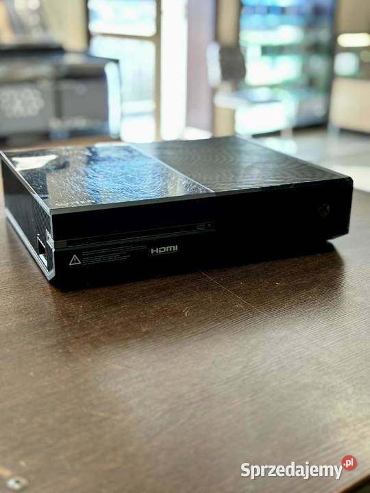 Konsola Xbox One 500 GB czarny pad