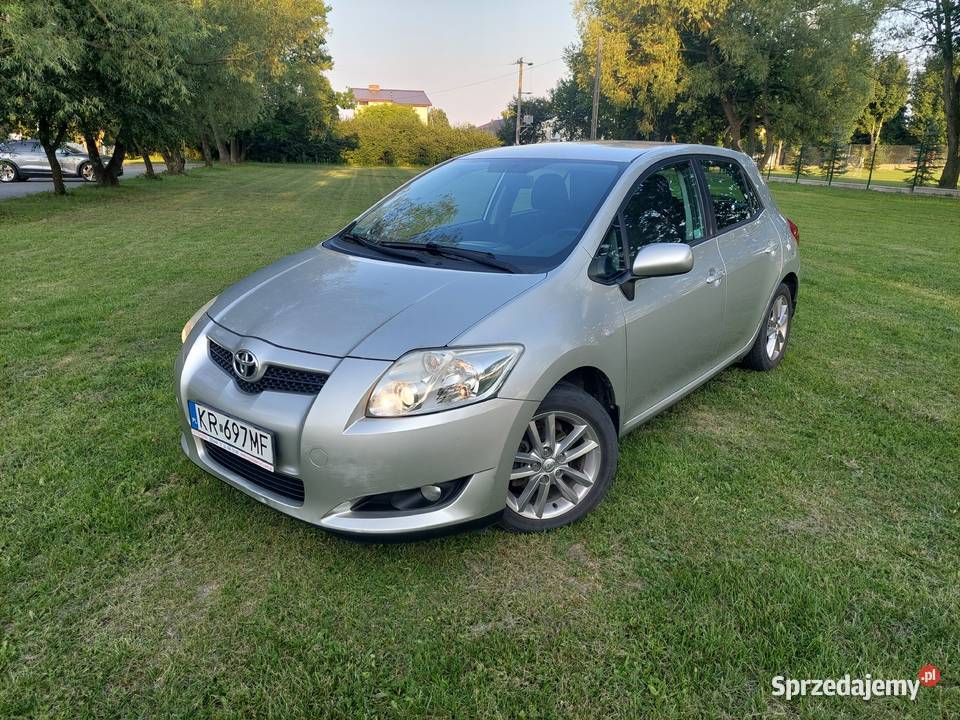 Toyota Auris 16 valvematic benz LPG 132 z Końskie