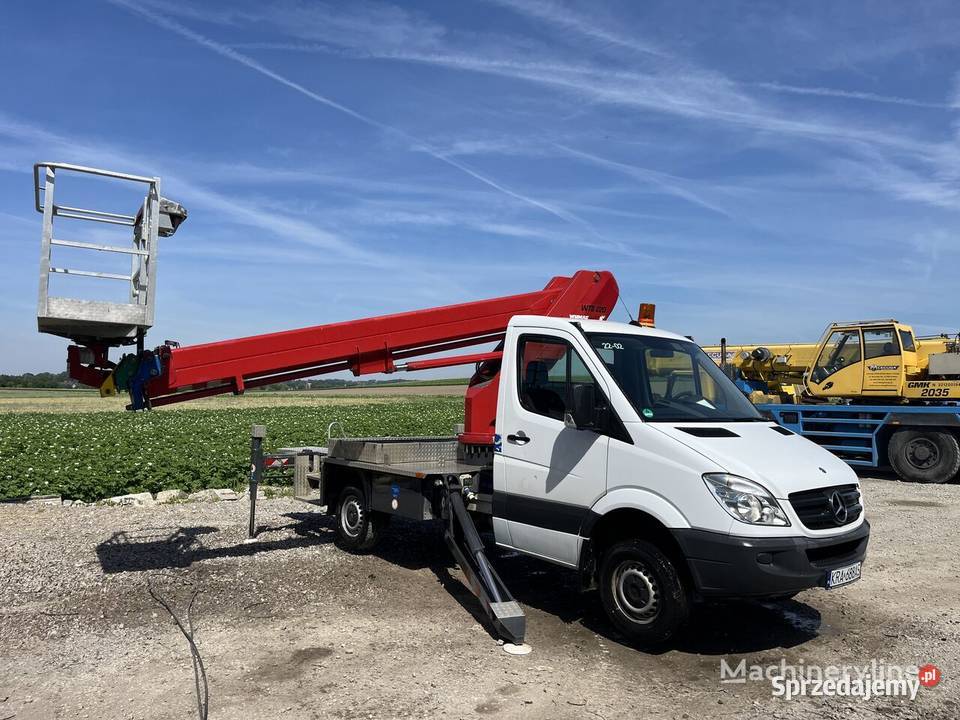 Podnośnik koszowy Wumag WTB 220