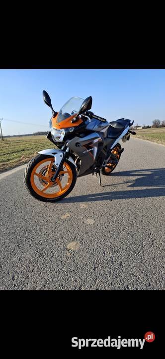Honda cbr 125 Cegłów