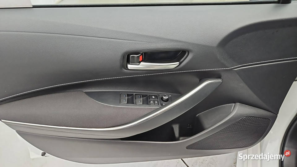 Toyota Corolla 20 Hybrid Trek Z Polskiego Salonu hybryda Warszawa