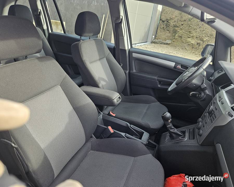 16i 116 7osobowy Tempomat Bezwypadkowy Zafira sprzedam