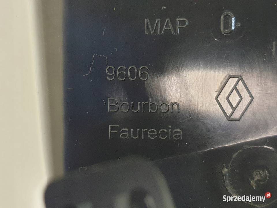 Renault Laguna III KRATKA NAWIEWU lewy PRZÓD Rudka