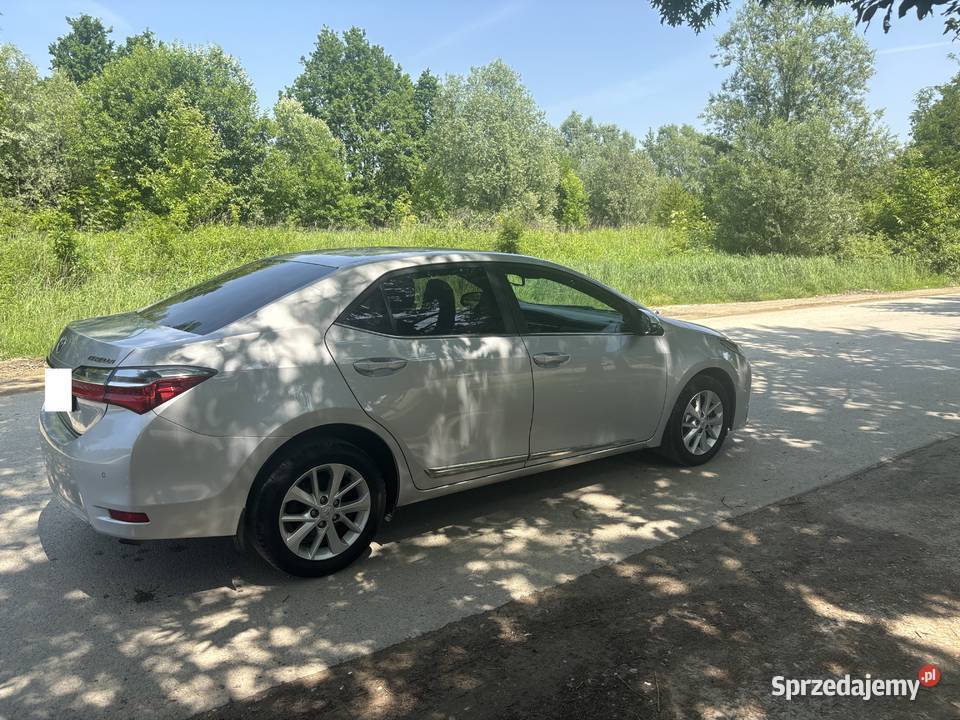 śliczna niezawodna toyota corolla Corolla sprzedam