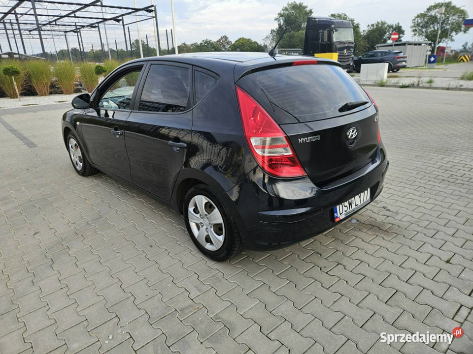 Hyundai i30 14 109 klima elektryka zadbany stan centralny zamek dolnośląskie Strzegom