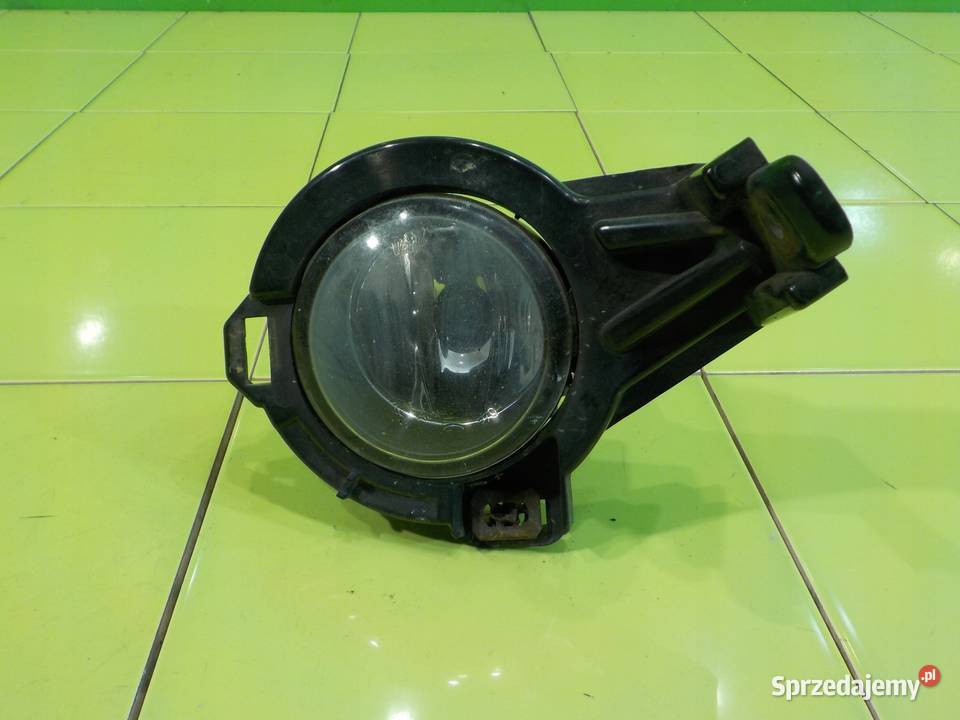 NISSAN JUKE I F15 15 DCI 12r 5D halogen prawy Suków